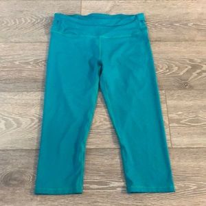 Fabletics Cropped Teal Leggings